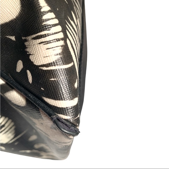 L.A.M.B Gwen Stefani Designer Zebra Boston Barrel Handbag Satchel Purse - Picture 7 of 8